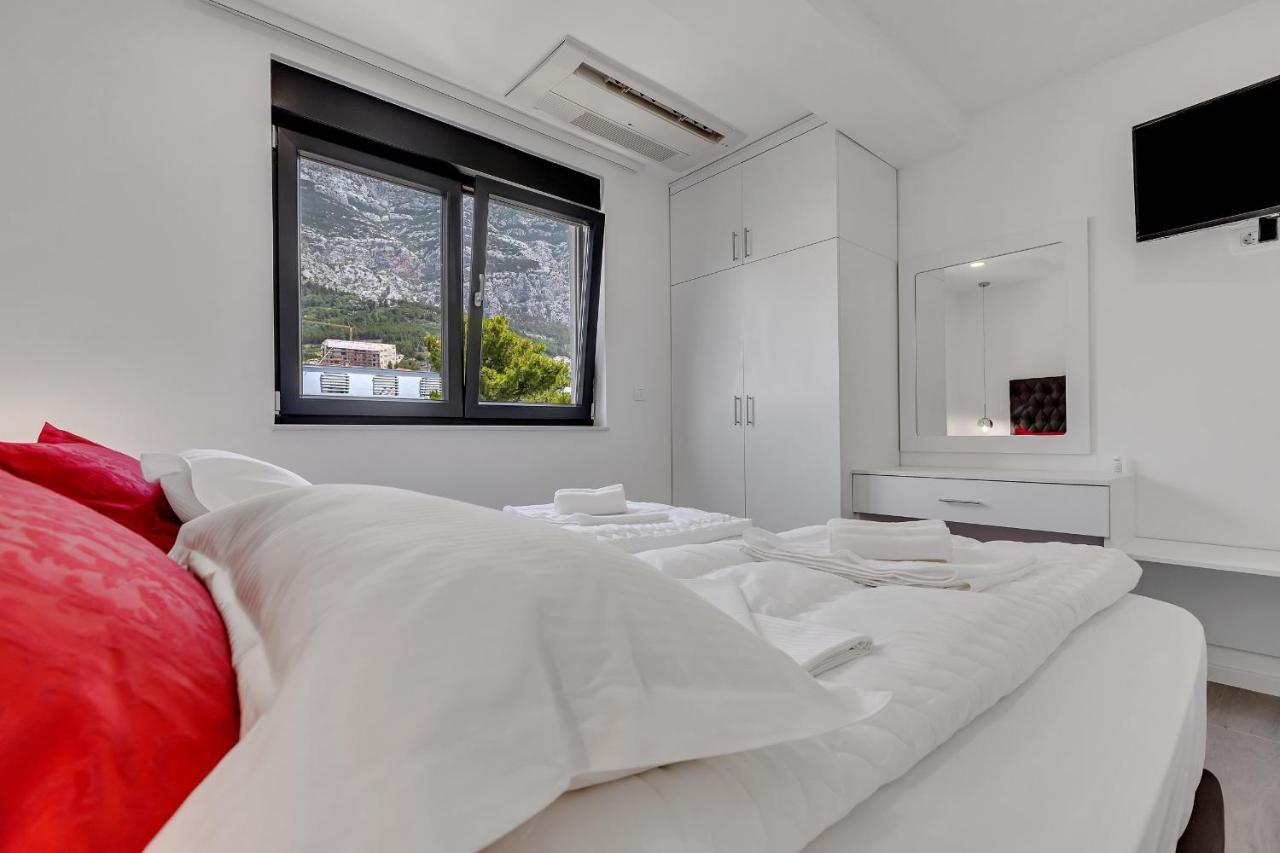 Laurus Makarska Accommodation Exterior photo