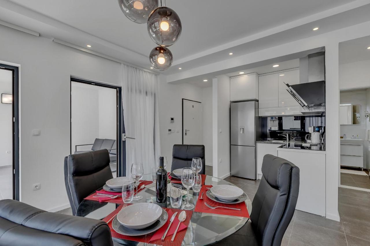 Laurus Makarska Accommodation Exterior photo