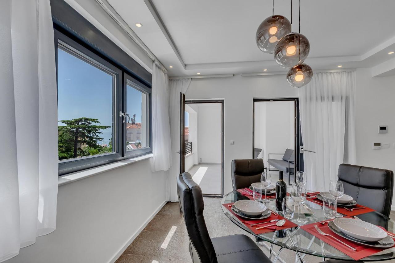 Laurus Makarska Accommodation Exterior photo